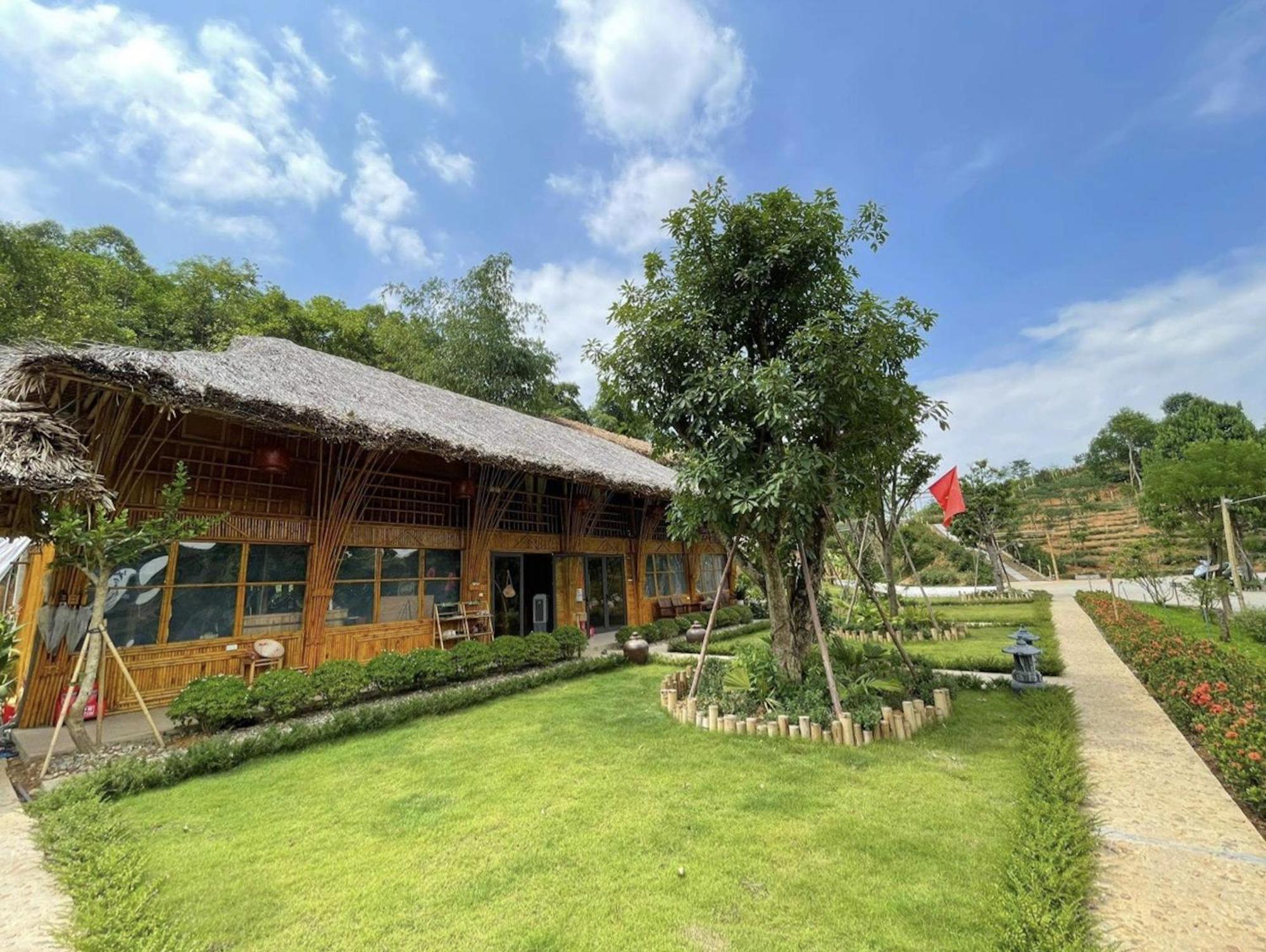 Om Tara Retreat Hotel Yen Bai Екстериор снимка