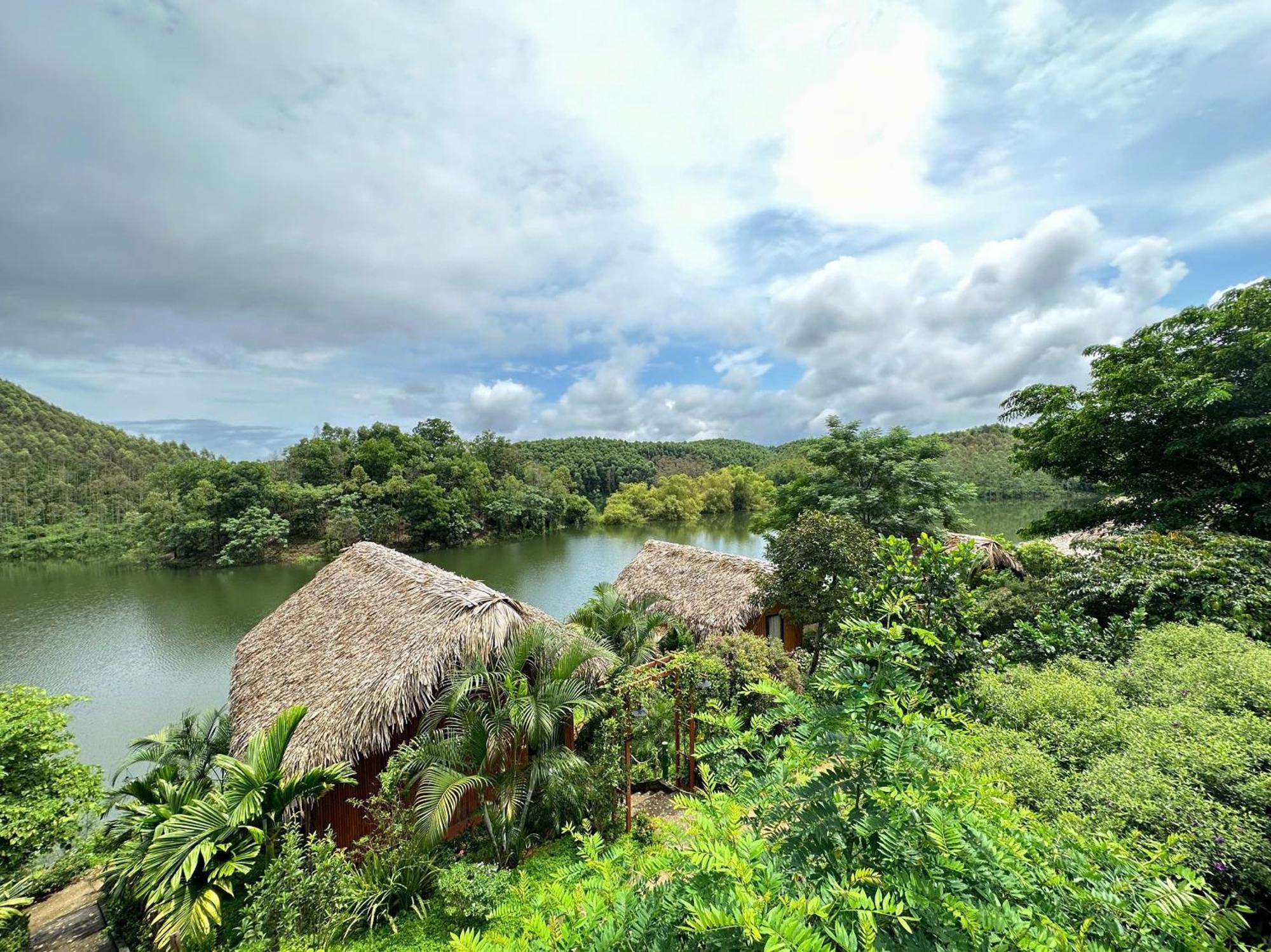 Om Tara Retreat Hotel Yen Bai Екстериор снимка